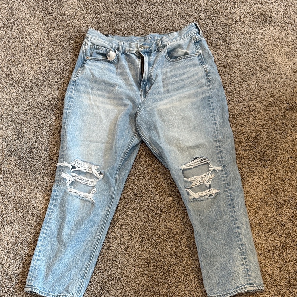 American Eagle mom jeans - Picture 2 of 6